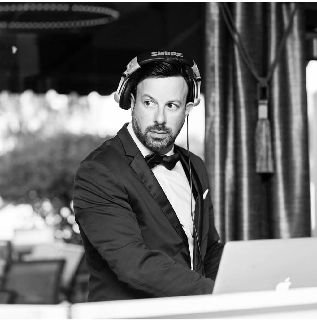 Tampa Event and Wedding DJ | Platinum Entertainment