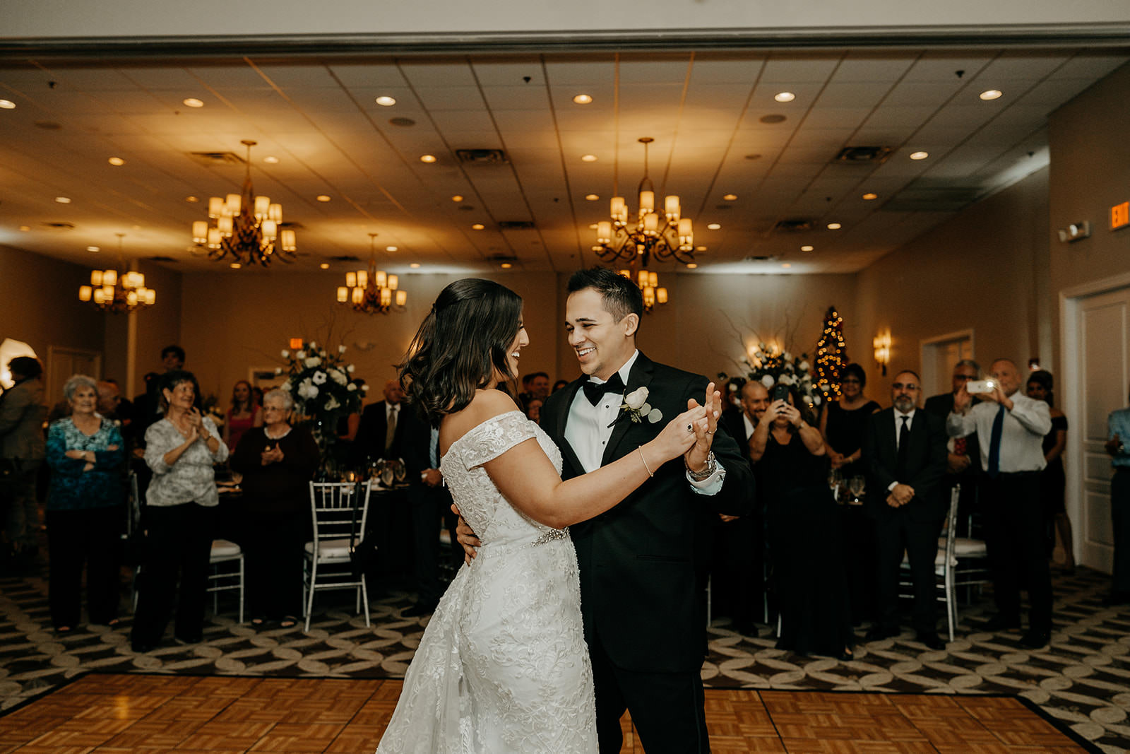 Bride and Groom First Dance Wedding Portrait | Florida Wedding DJ Graingertainment