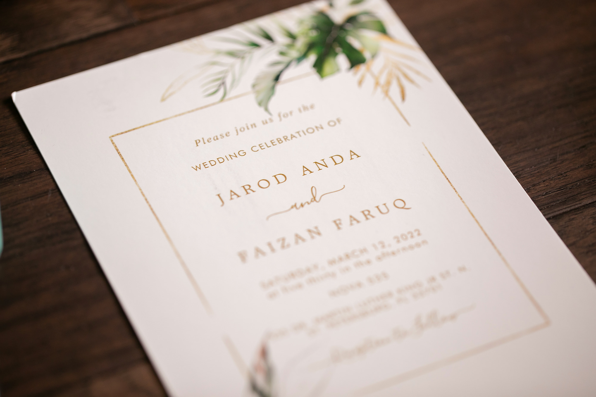 Tropical Inspired Wedding Invitations with Greenery, Gold Lettering and Gold Monster Leaves | Tampa Wedding Photographer Kristen Marie Photography