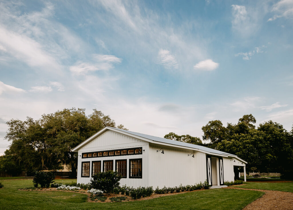The White Oak Barn | Tampa Bay Wedding Venue | Cross Creek Ranch