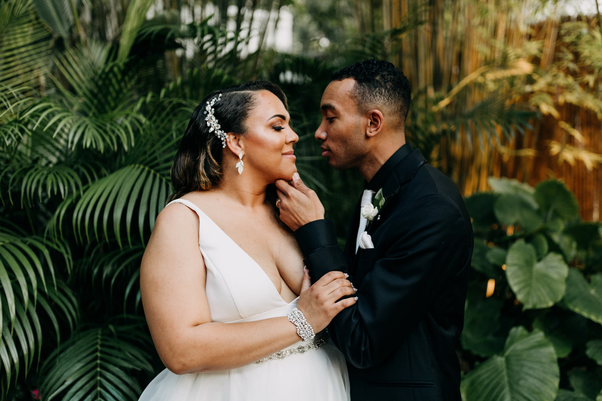 Classic Simple Bride and Groom Wedding Outdoor Bamboo Courtyard Unique Downtown Tampa Wedding Venue NOVA 535 | Wedding Photographer Amber McWhorter Photography