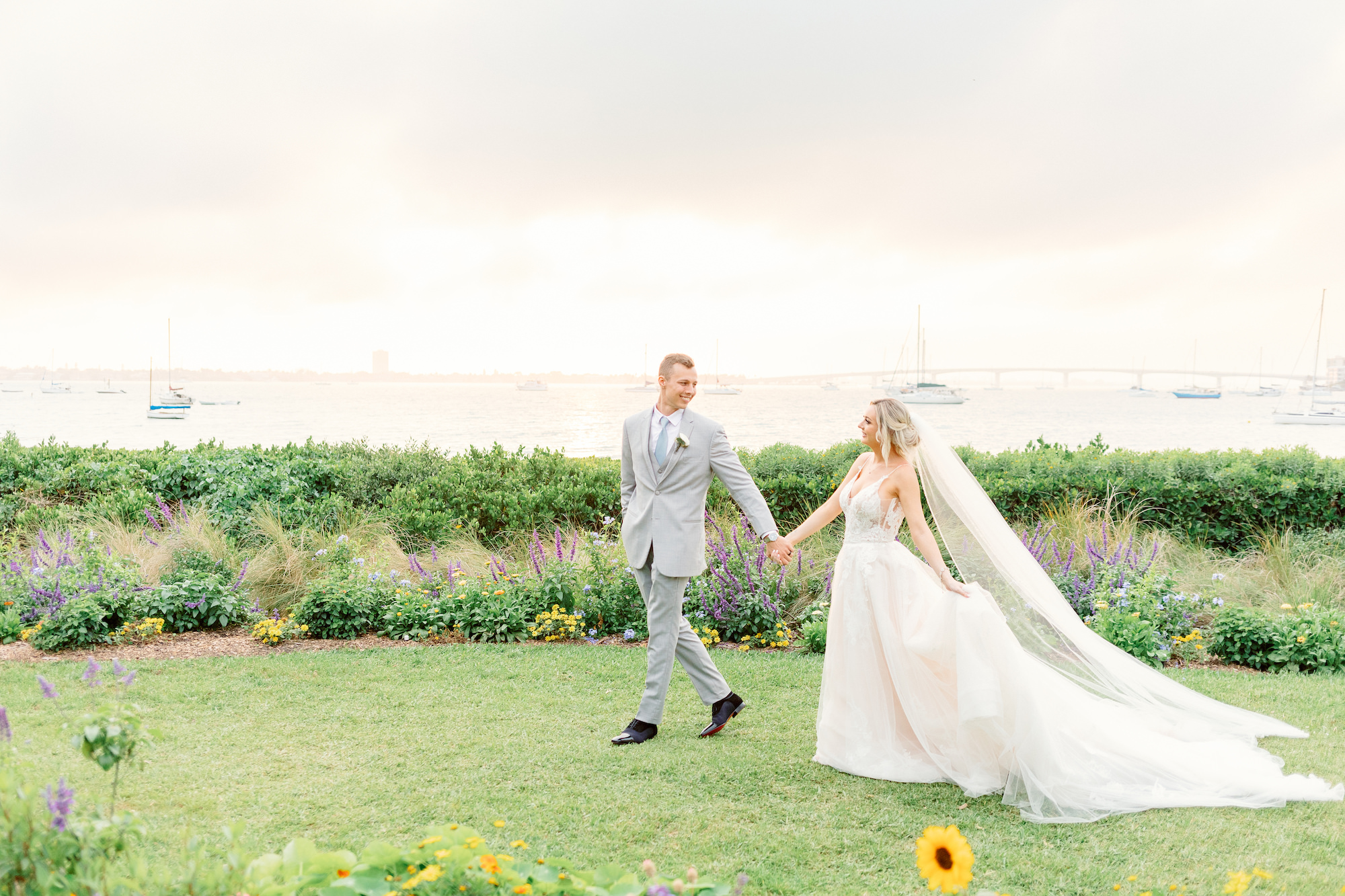 Waterfront Garden Inspired Florida Wedding | Sarasota Planner MDP Events | Venue Marie Selby Gardens