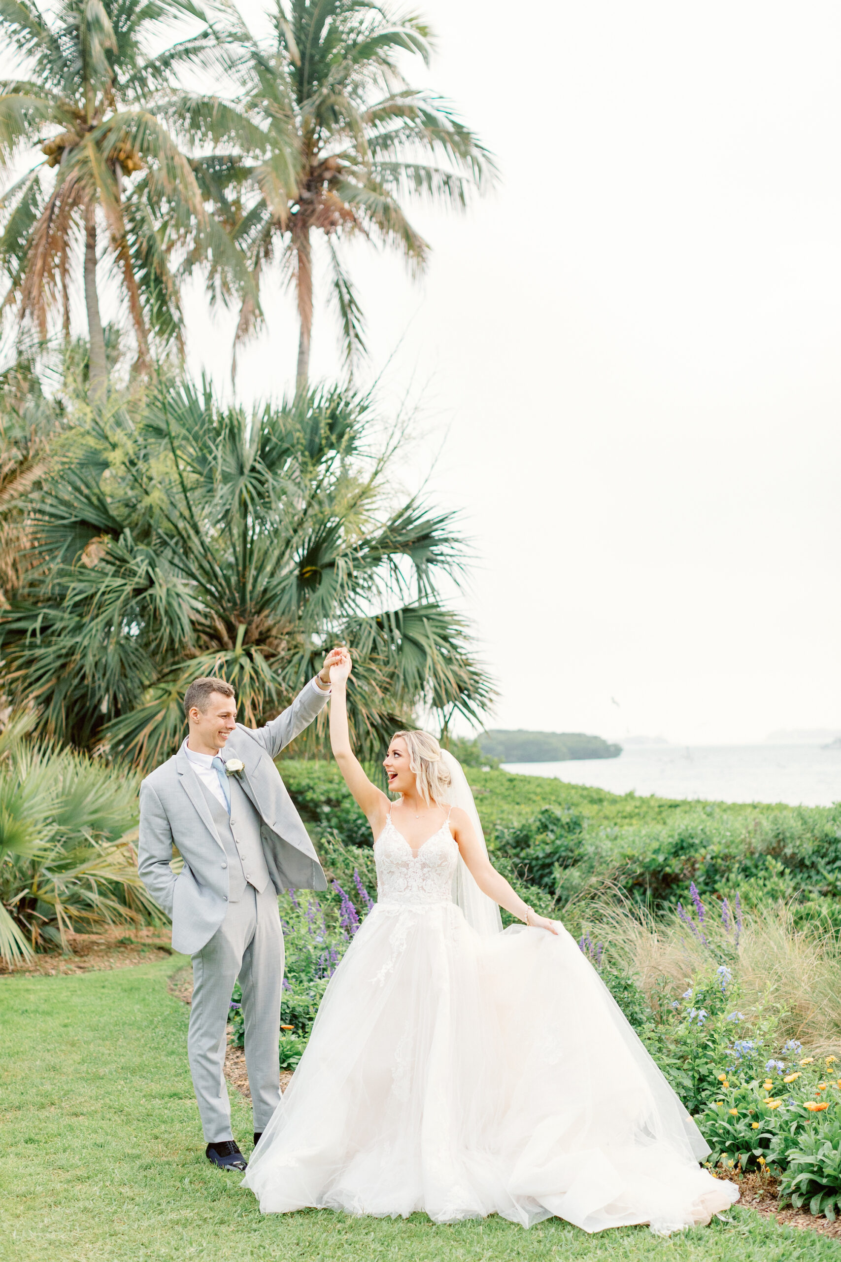 Waterfront Garden Inspired Florida Wedding | Sarasota Venue Marie Selby Gardens