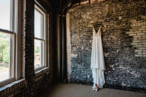 Ivory V-neck A-line Double Layered Train Wedding Dress