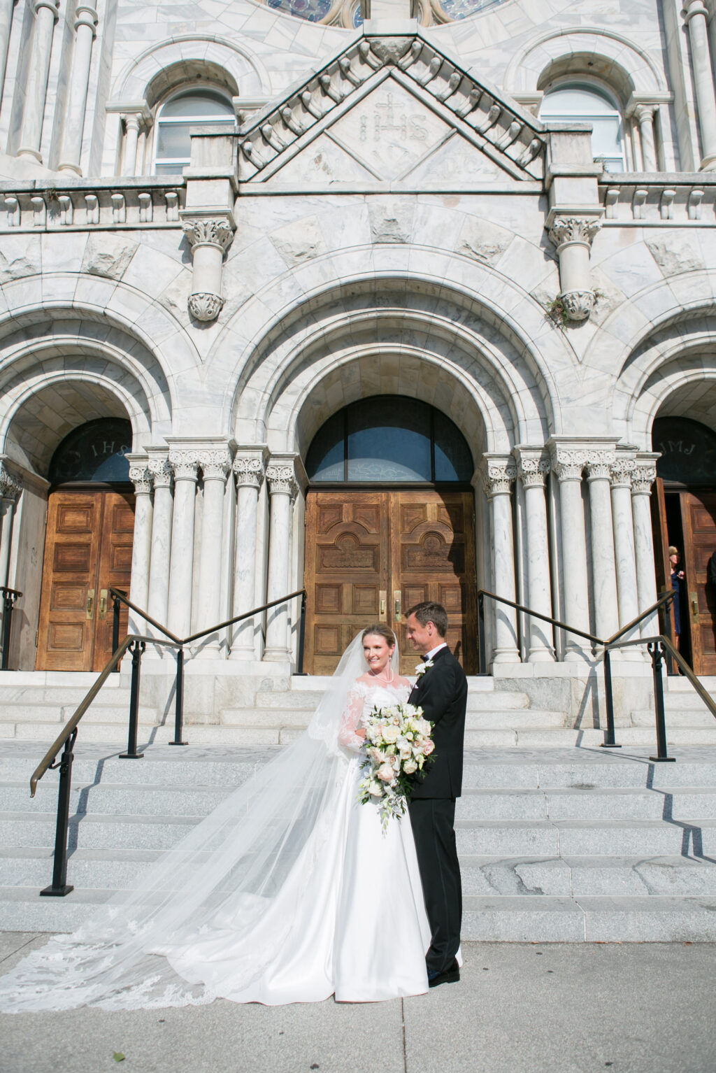 Downtown Tampa Bay Catholic Wedding Inspiration | Tampa Bay Photographer Carrie Wildes Photography
