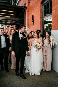 Bride and Groom Bridal Party Wedding Portrait Inspiration | Tampa Videographer J&S Media