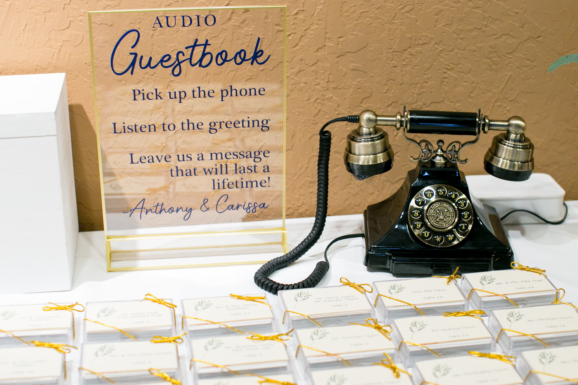 Phone Message Wedding Guestbook | Unique Wedding Guest Book Alternatives