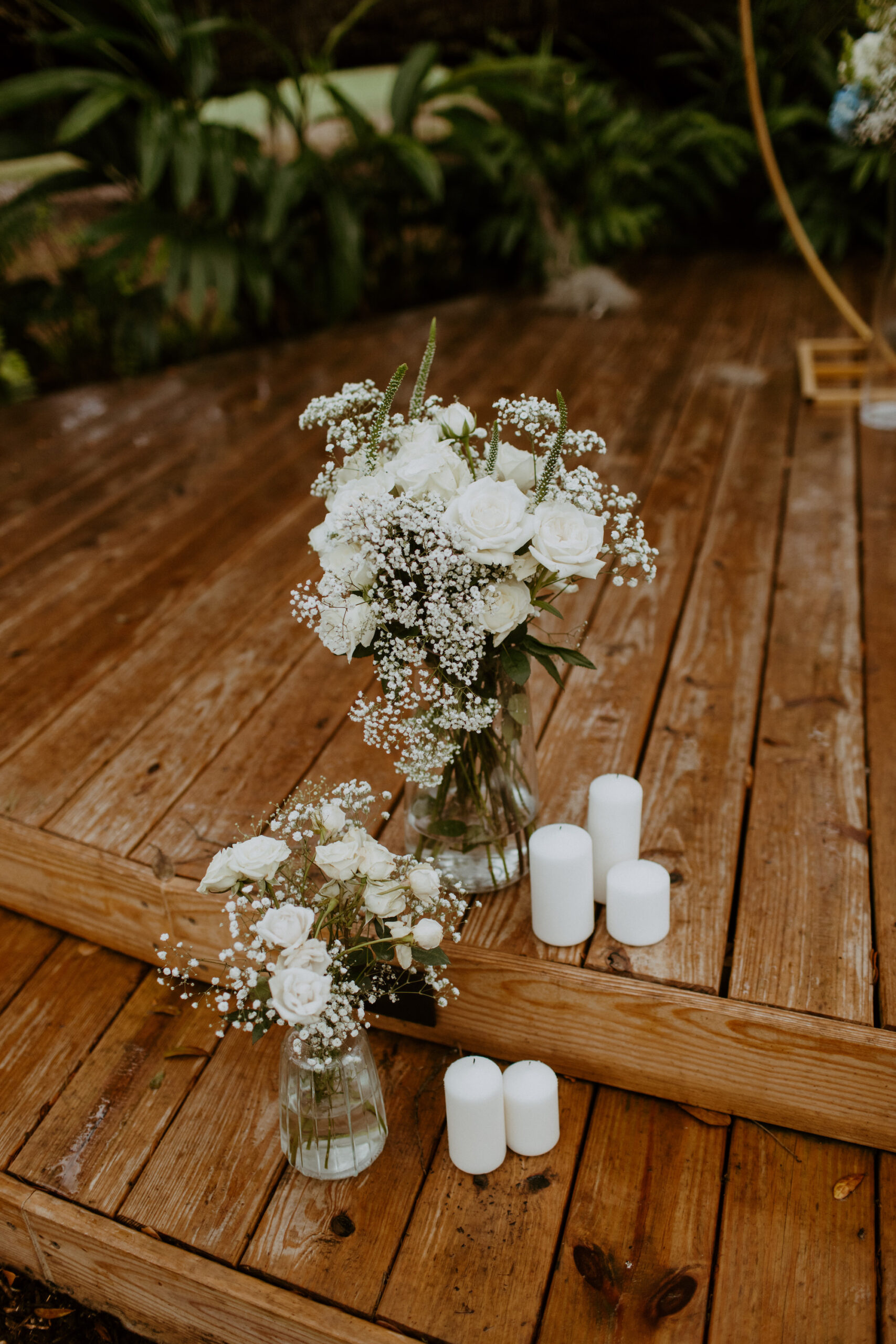 White Baby's Breath, Rose, and Candle Minimalist Wedding Altar Decor