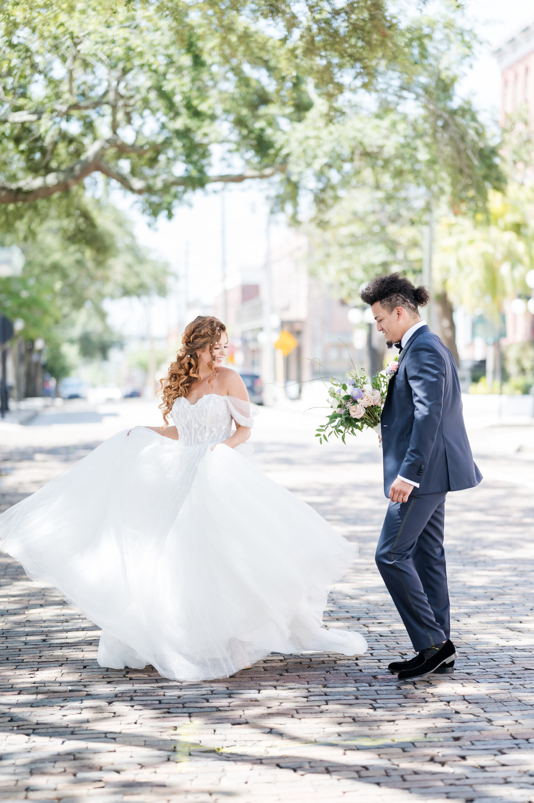 Outdoor Bride and Groom Wedding Portrait | Ybor City Photographer Amanda Zabrocki Photography
