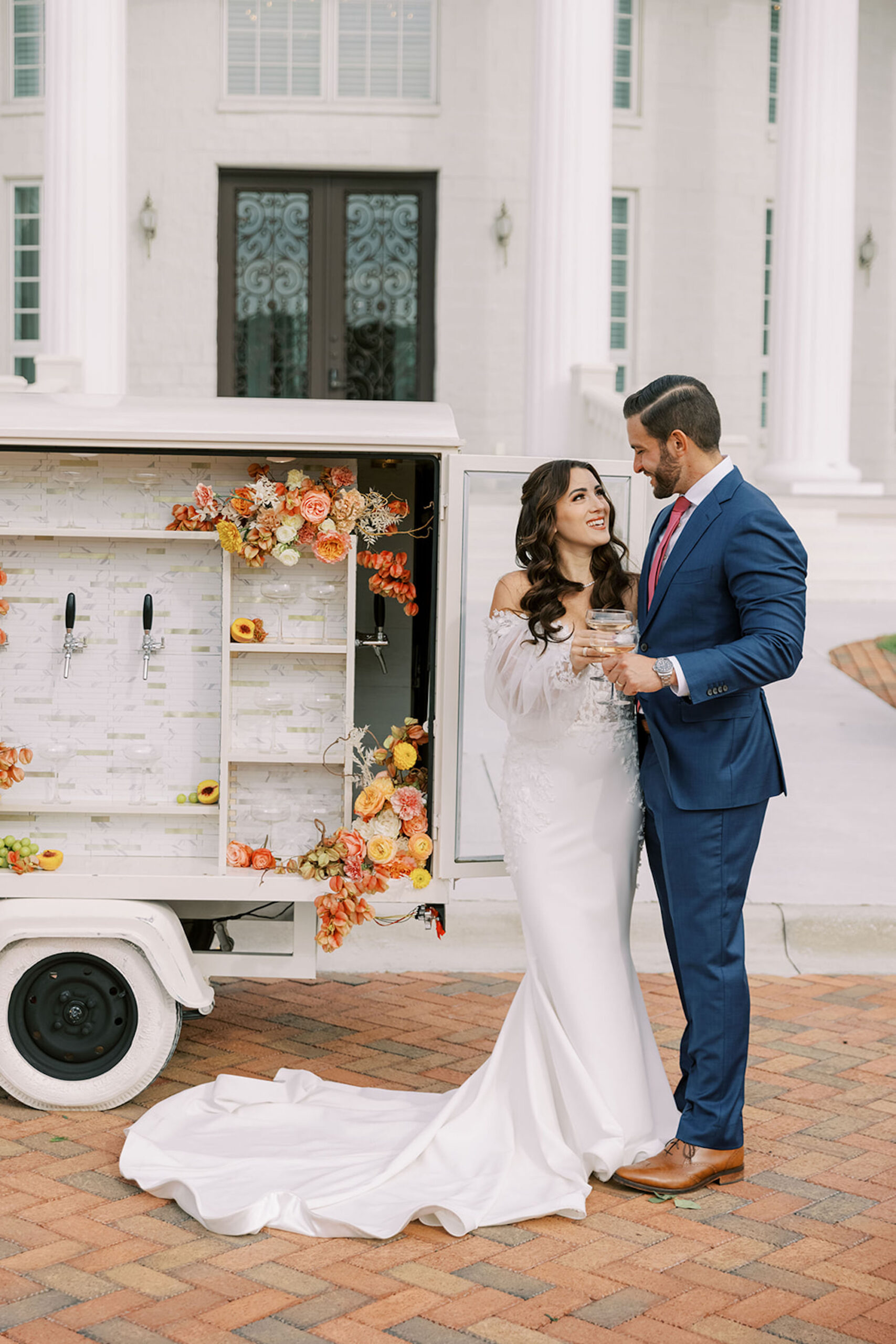 Mobile Wedding Bar Cart Ideas