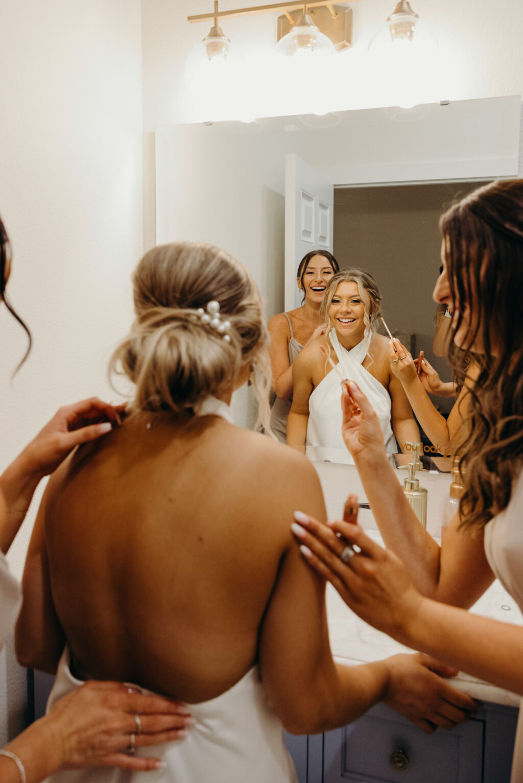 Bride Outfit Change with Bridesmaids