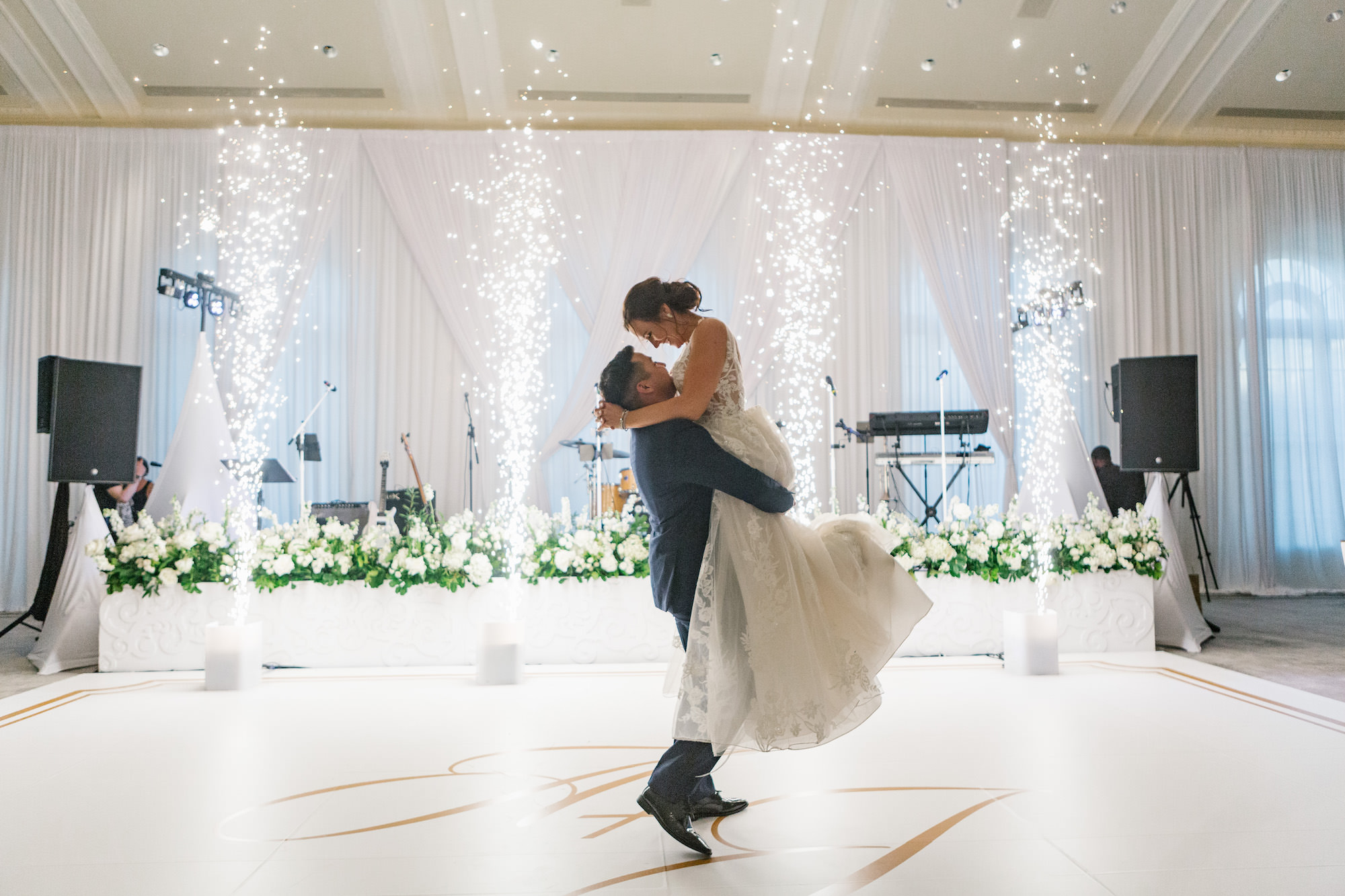 Cold Spark Machine First Dance Ideas | Tampa Bay Planner Parties a la Carte | Videographer Mars and the Moon Films