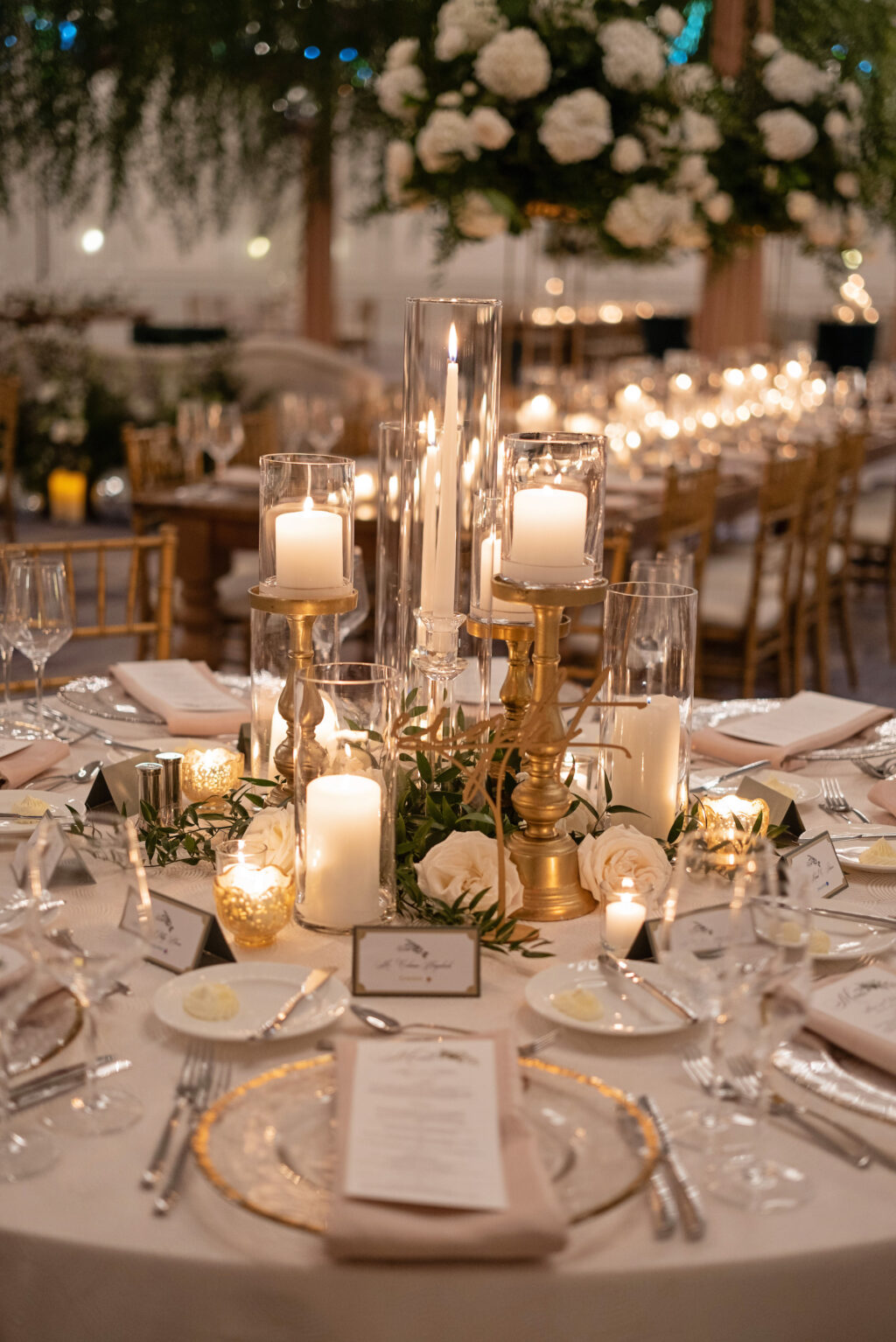 Candlelit Centerpieces | Gold and White Wedding Decor Inspiration