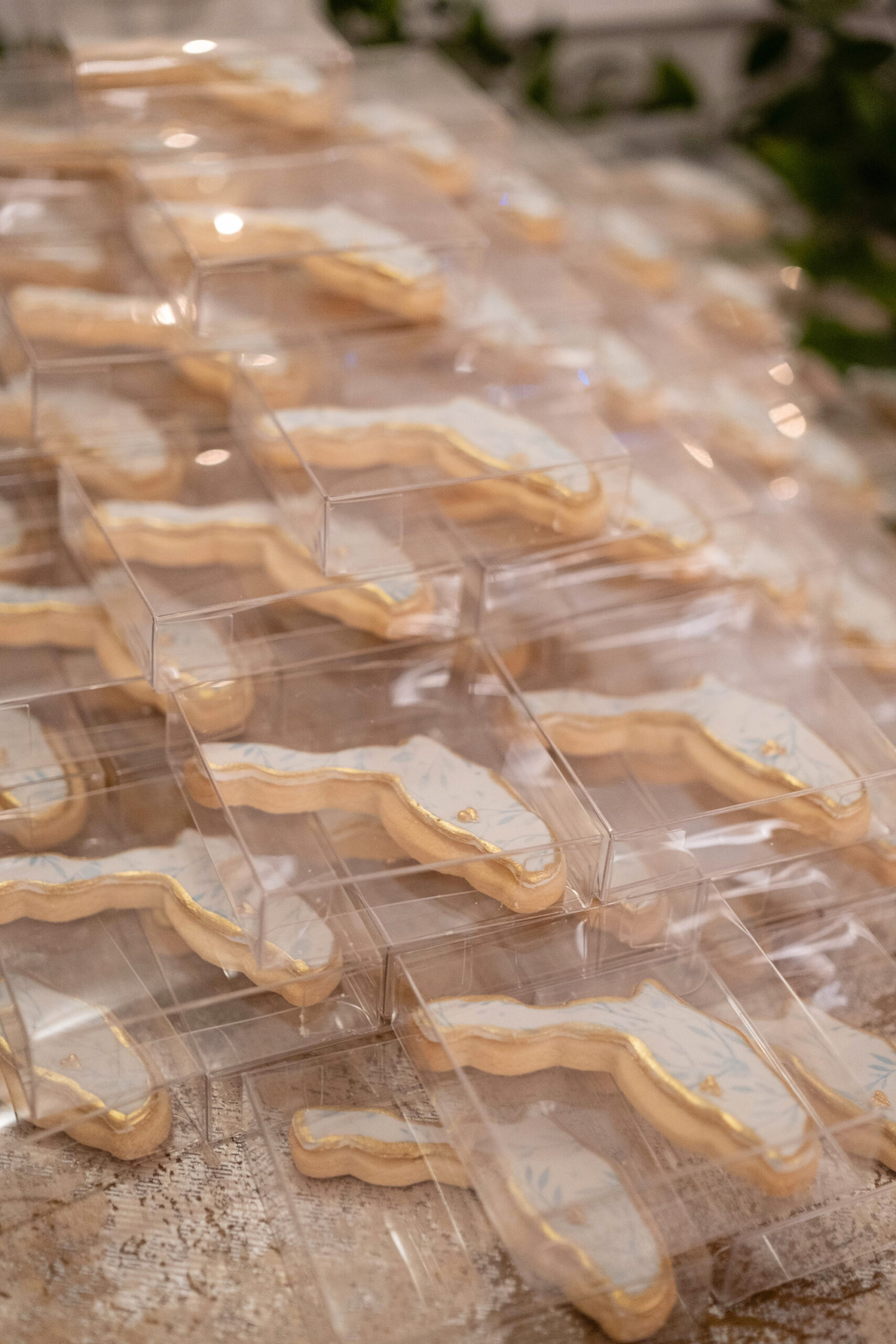 Wedding Guest Individual Shortbread Cookies with Royal Icing Gift Ideas