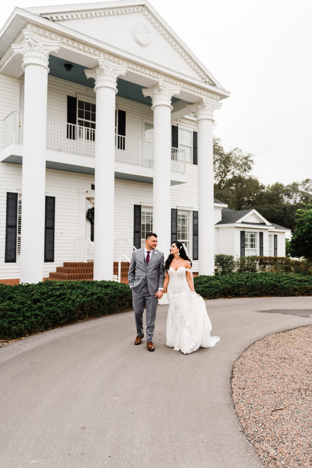 Rustic Brooksville Venue Legacy Lane Weddings