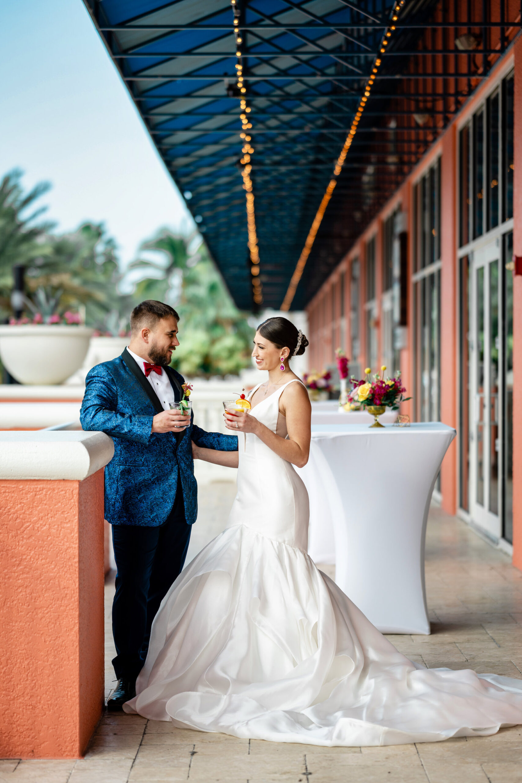 Bride and Groom Outdoor Cocktail Hour | Wedding Venue Hyatt Regency Clearwater Beach
