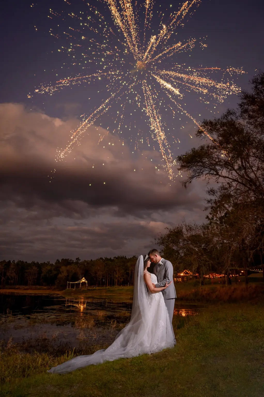 Woodsy Tampa Bay Central Florida Waterfront Wedding Venue Casani Estates