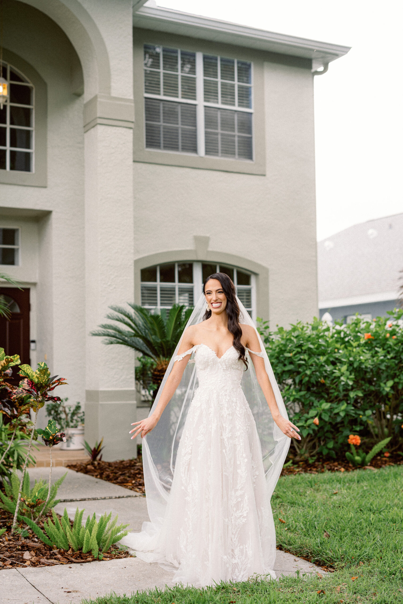 Off-shoulder Ivory Sweetheart Neckline Lace White Magnolia Wedding Dress Ideas