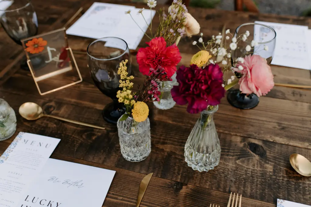 Glass Crystal Floral Jars Wedding Centerpiece Tablescape Decor Ideas for Garden Party Wedding