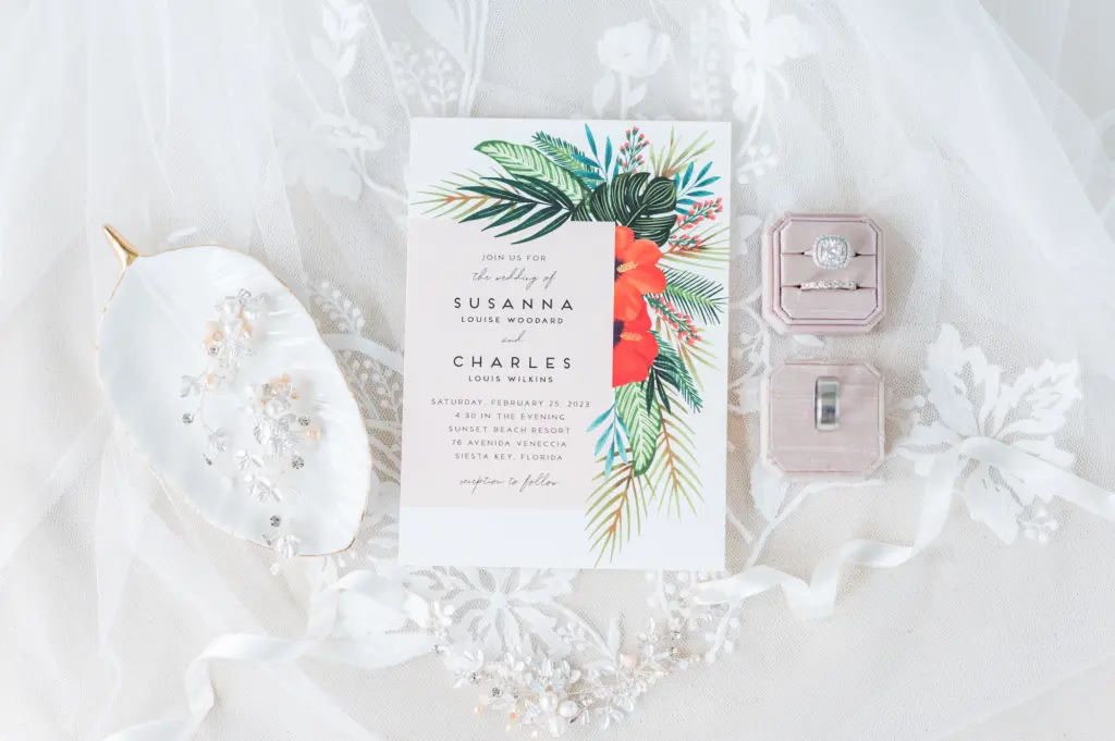 Elegant Tropical Wedding Invitation Inspiration