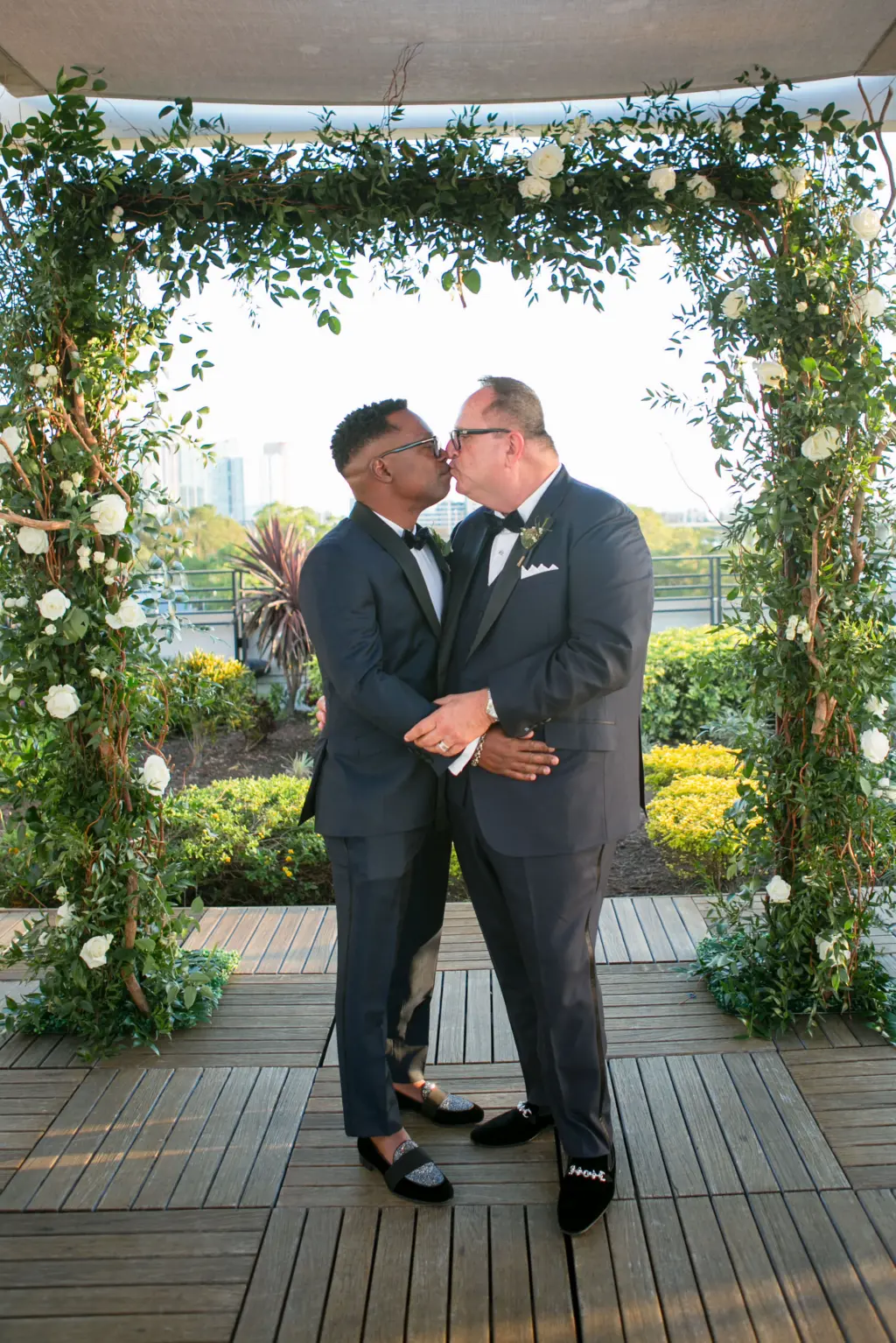 Groom and Groom First Kiss Wedding Portrait | Tampa Bay Photographer Carrie Wildes Photography