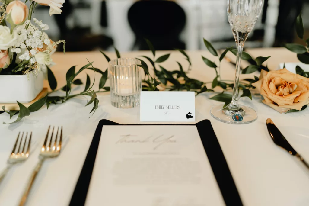 Modern Black and White Wedding Reception Tablescape Decor Inspiration | White Place Card with Food Option | Tampa Bay Planner Coastal Coordinating