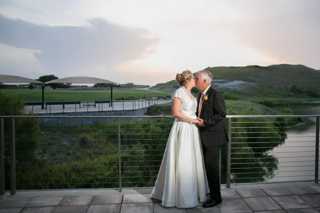 Bride and Groom Wedding Portrait on Golf Course Streamsong Resort | Tampa Photographer Carrie Wildes Photography