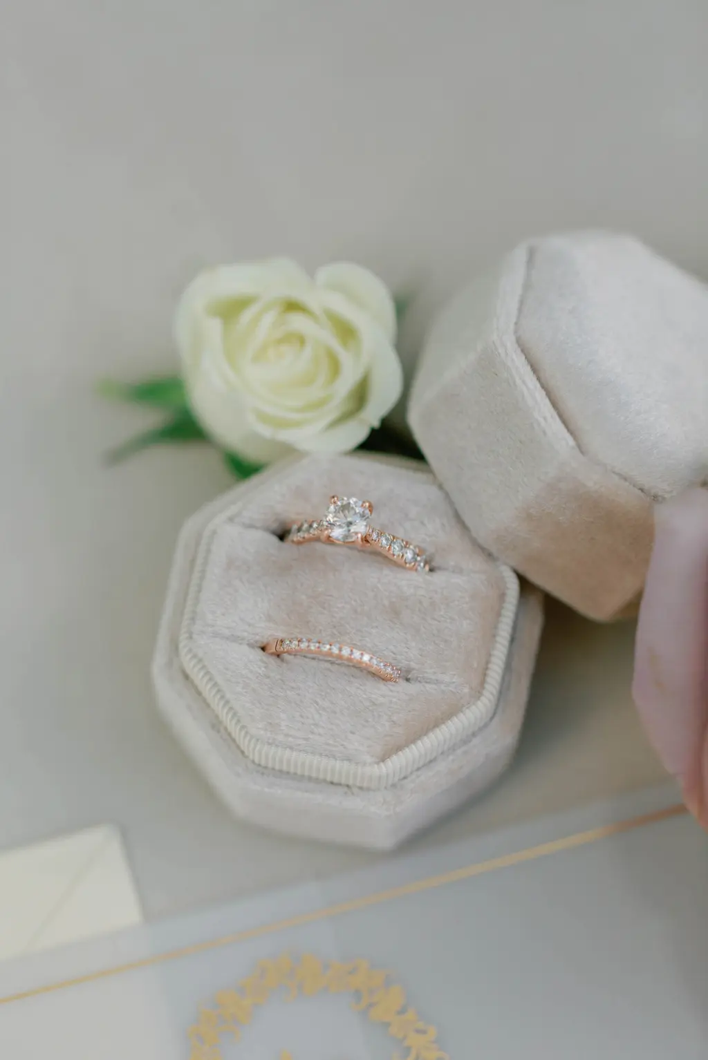 Rose Gold Wedding Band and Engagement Ring with Solitaire Oval Inspiration