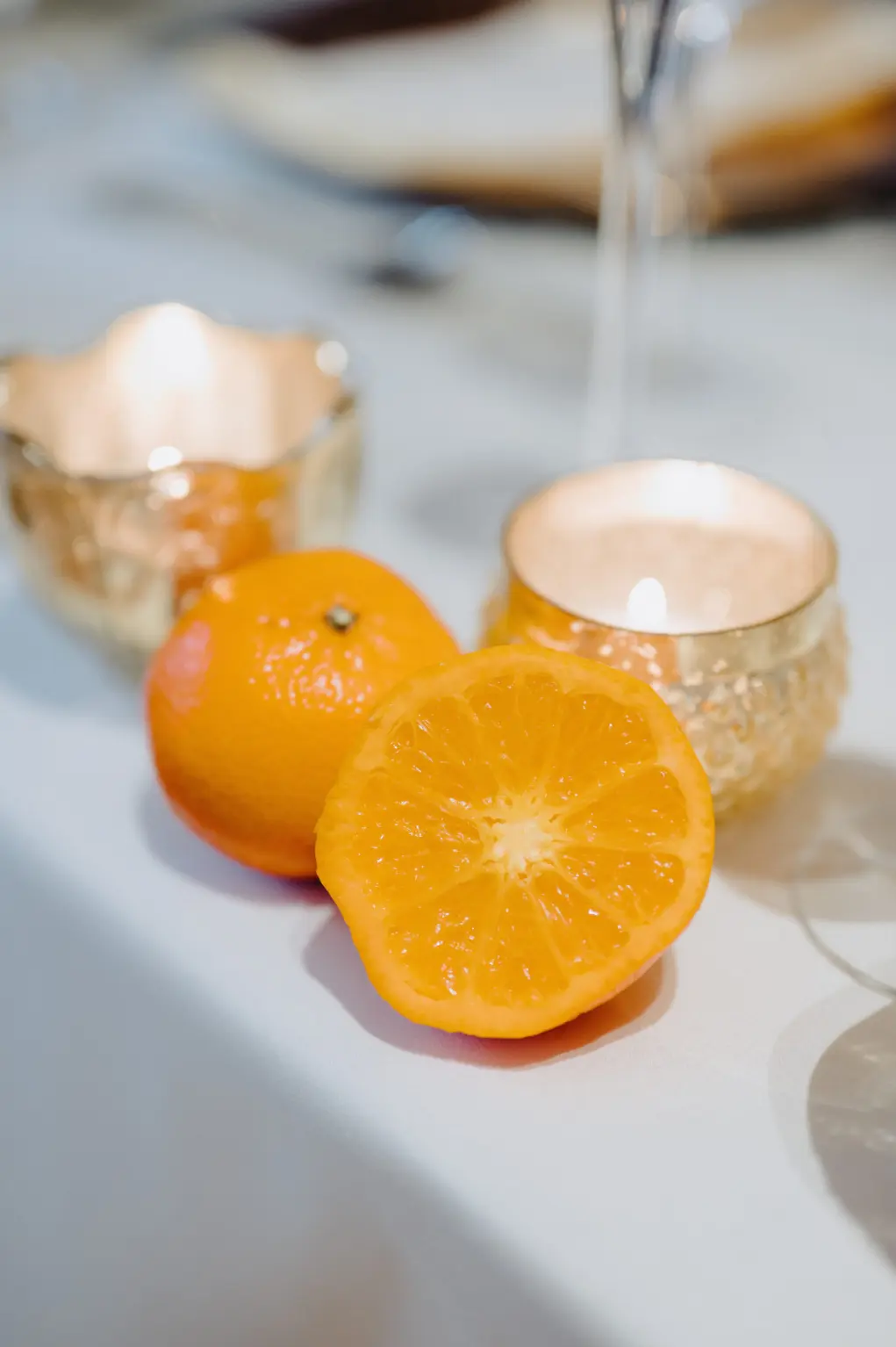 Orange Citrus Wedding Reception Table Decor Ideas