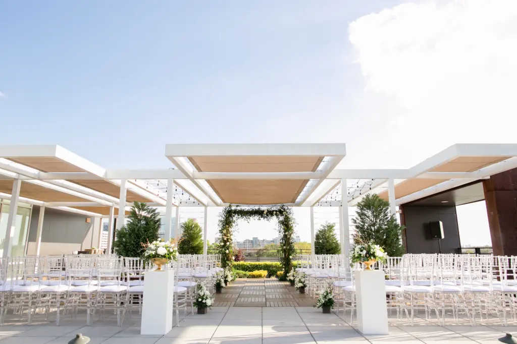 Rooftop Wedding Ceremony Ideas | Clear Chiavari Chairs | Tampa Bay Kate Ryan Event Rentals | Photographer Carrie Wildes Photography | Rooftop 220