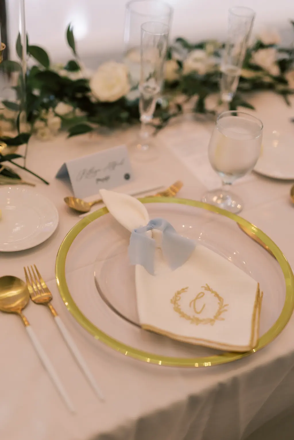 Classic White and Gold Embroidered Monogrammed Napkins with Gold Charger and Flatware | Wedding Tablescape Ideas