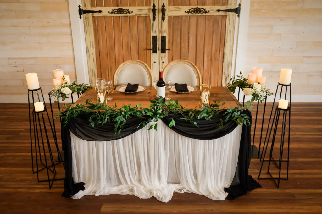 Rustic Black and White Sweetheart Wedding Reception Table Inspiration
