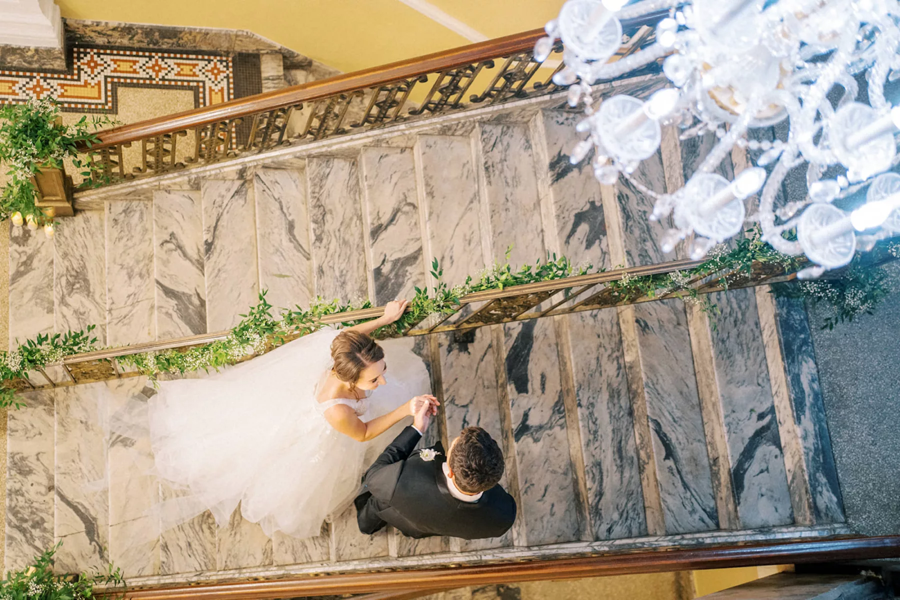 Bride and Groom Stair Wedding Portrait | Greenery Banister Garland Decor Ideas | Tampa Bay Photographer Eddy Almaguer Photography | Venue Centro Asturiano