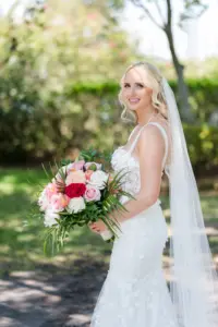 Bridal Wedding Hair and Makeup Ideas | Tampa Bay Artist Femme Akoi Bridal Studio | Photographer Amanda Zabrocki Photography
