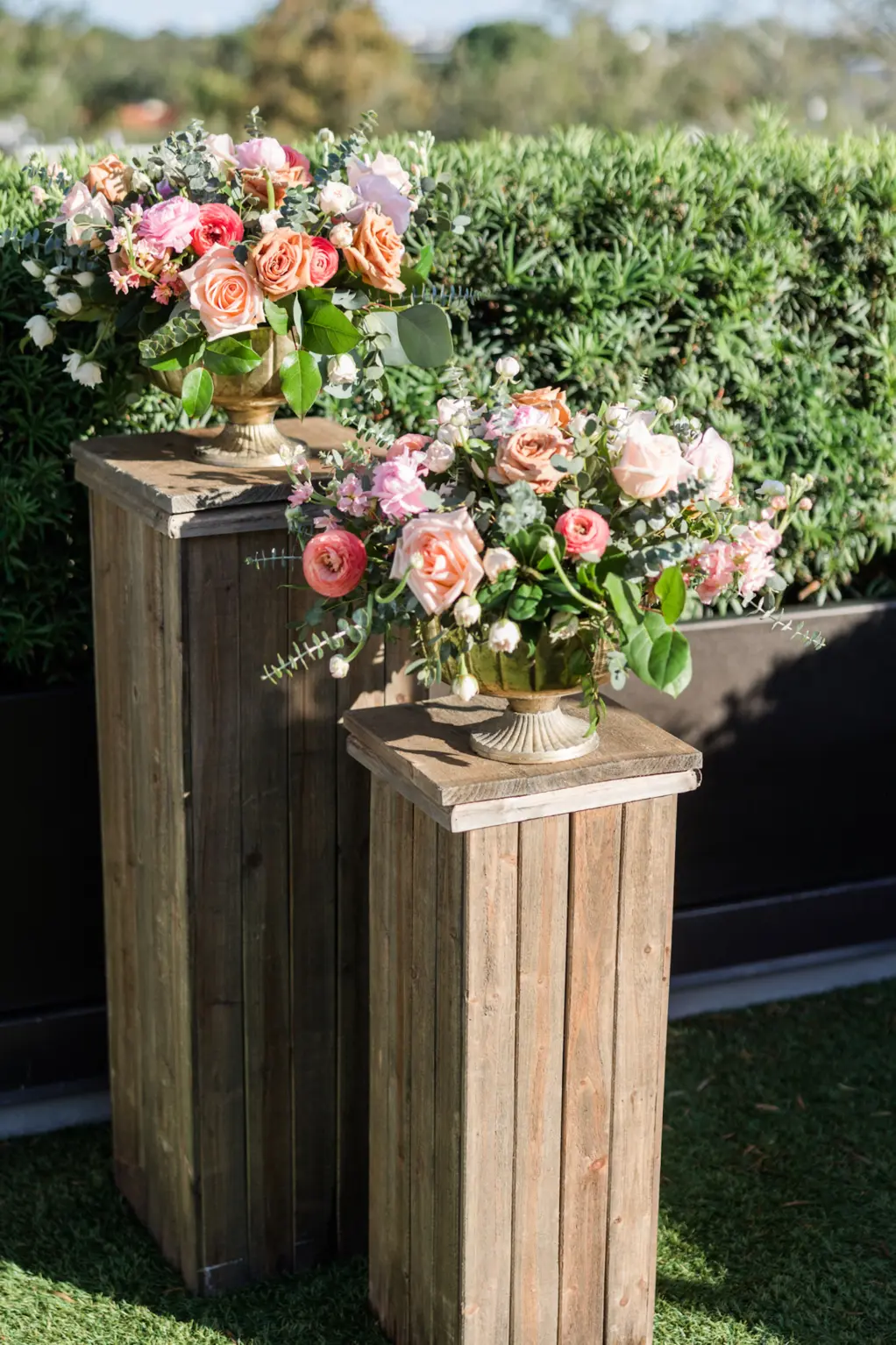 Wooden Flower Altar Stands with Pink, Peach, and Orange Rose Wedding Ceremony Altar Decor Ideas