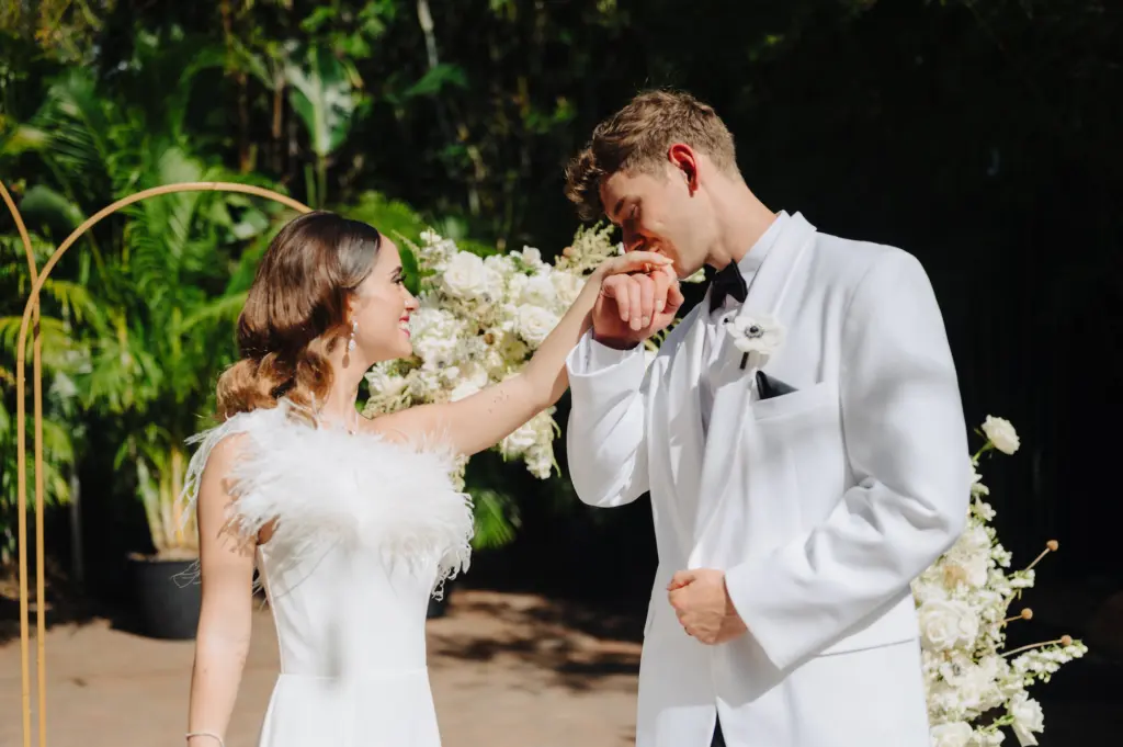 1920s Great Gatsby Inspired Gold and White Wedding Ceremony Inspiration | Tampa Dress Shop Truly Forever Bridal | Planner Kelci Leigh Events