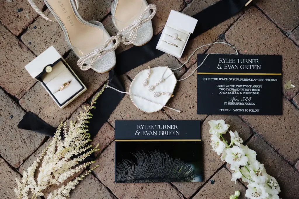 Black and Gold Modern Great Gatsby Wedding Invitation Suite Ideas
