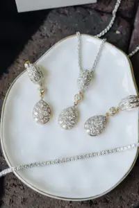 Gold and Silver Bridal Wedding Jewelry Inspiration | Tampa Bay Jeweler Whitehurst Jewelry