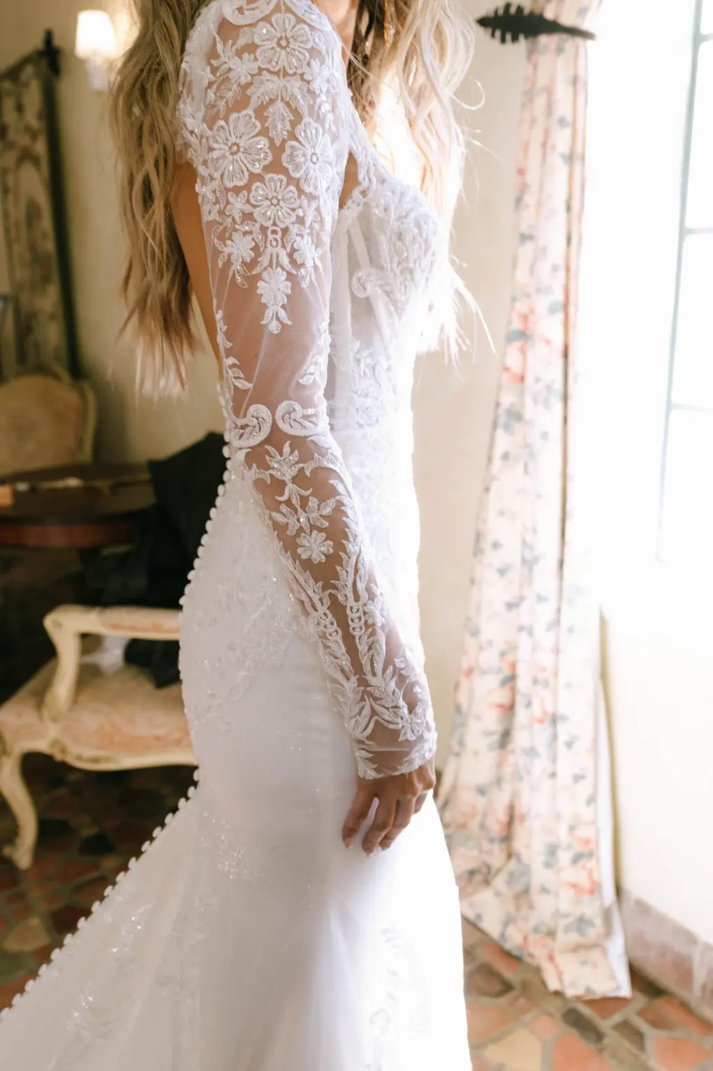 Elegant Sheer White Long-Sleeve Lace Open Back Keyhole Mermaid Martina Liana Giselle Wedding Dress Inspiration