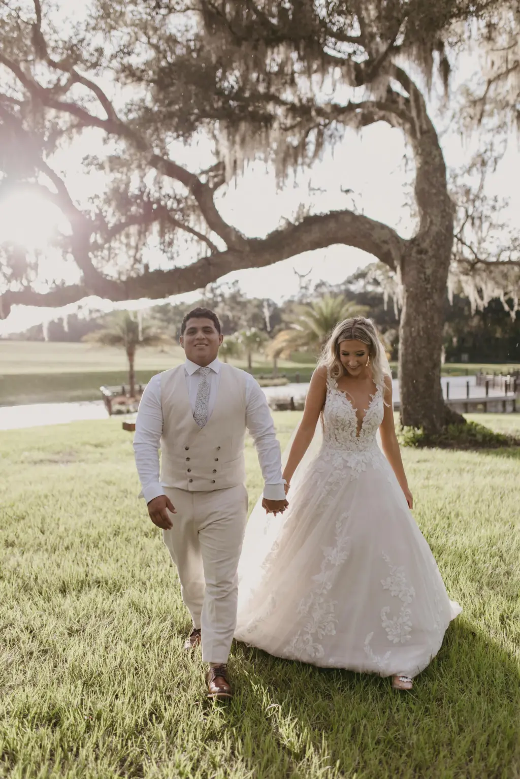 Bride and Groom Sunset Oak Tree Backdrop Wedding Portrait | Tampa Bay Event Venue Simpson Lakes | Planner EventFull Weddings | Valentina Rose Photography