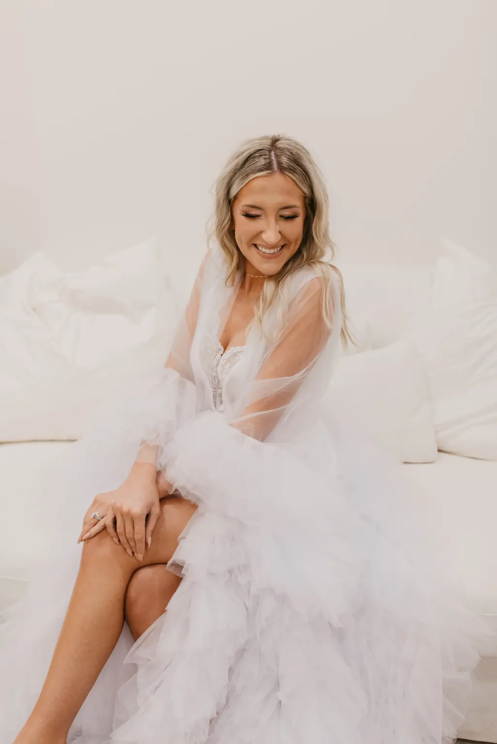 White Tulle Layered Wedding Day Robe Ideas | Tampa Bay Photographer Valentina Rose Photography
