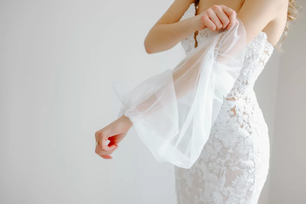 Removable White Chiffon Wedding Dress Sleeve Inspiration