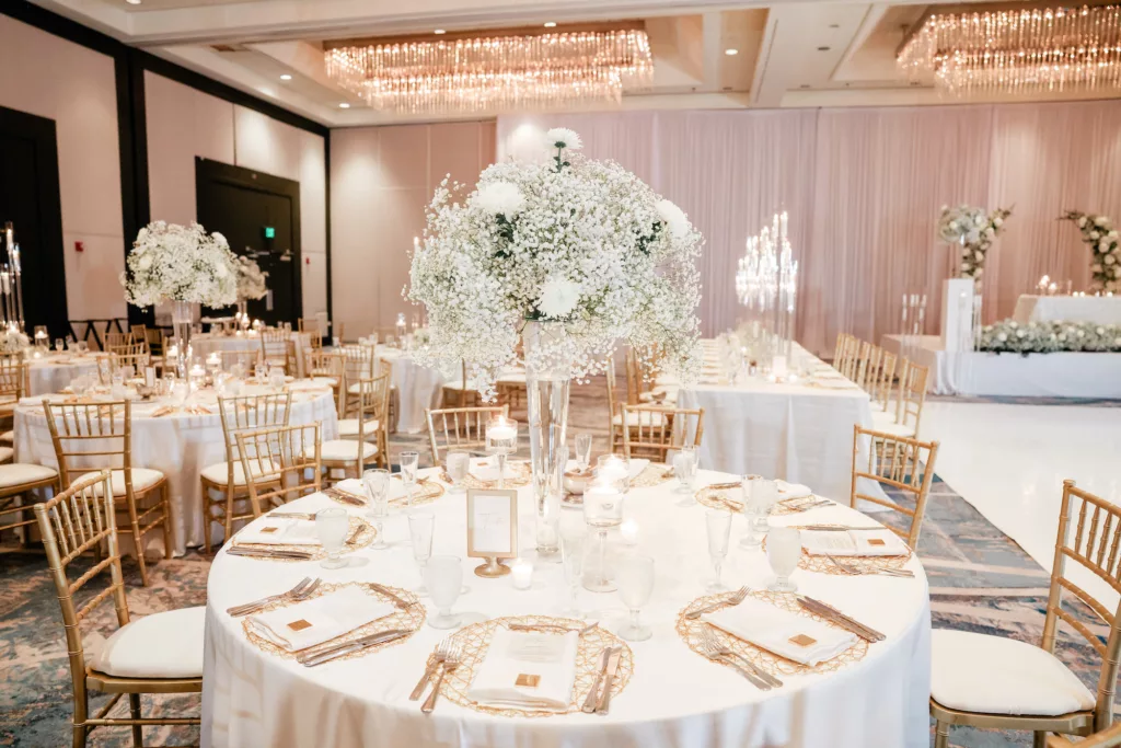 Extravagant Ivory, White, and Gold Wedding Reception Tablescape Inspiration | Baby's Breath and White Chrysanthemum Centerpiece Ideas
