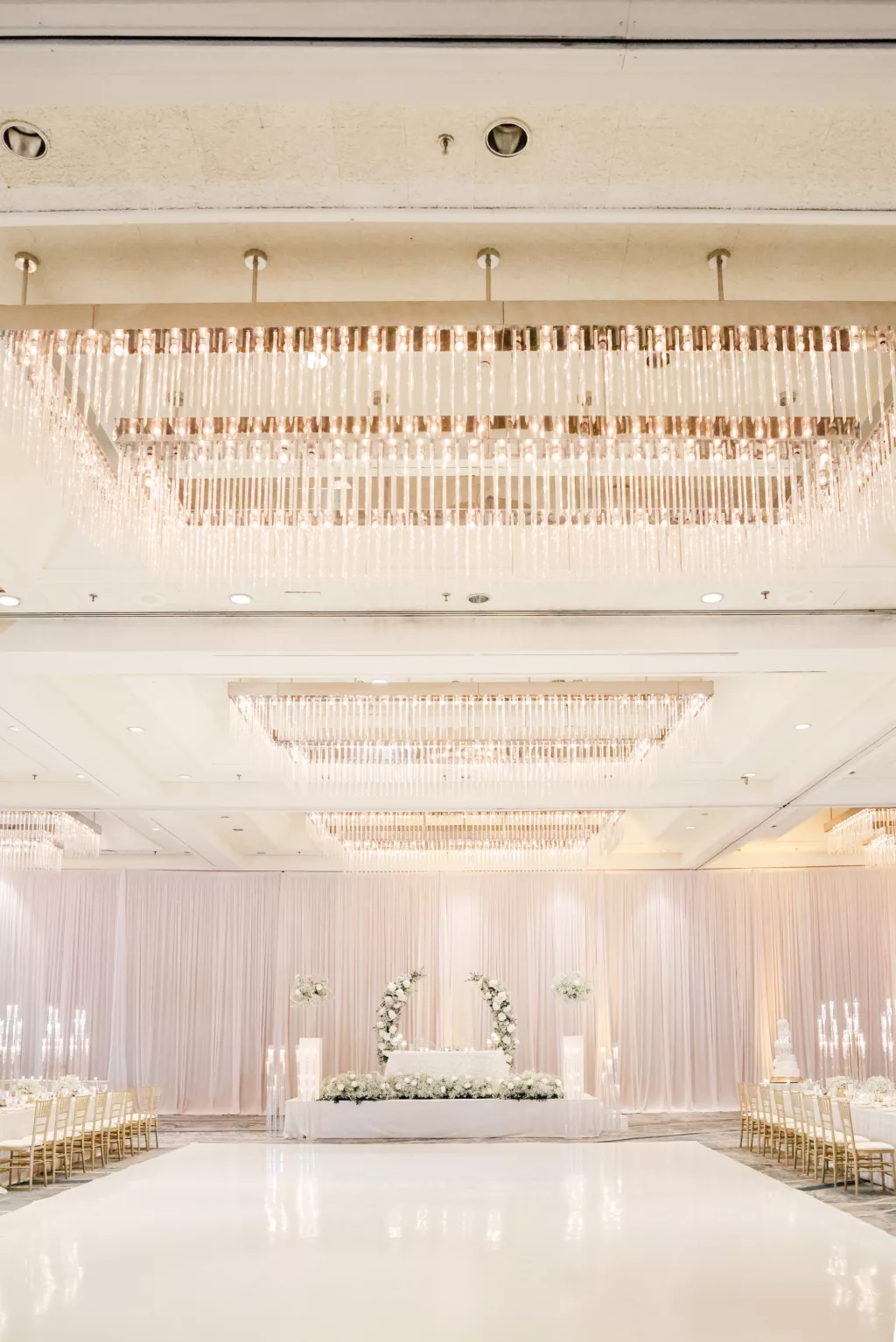 Extravagant Ivory, White, and Gold Wedding Reception Decor Inspiration | Tampa Bay Hotel Venue Hilton Tampa Downtown | Planner Special Moments Event Planning | Photographer Lifelong Photography Studio
