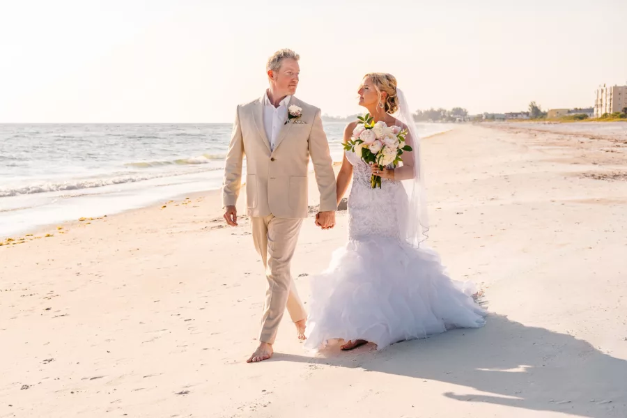 Bradenton Beach Destination Wedding Inspiration | Tampa Bay Destination Planner Gulf Beach Weddings