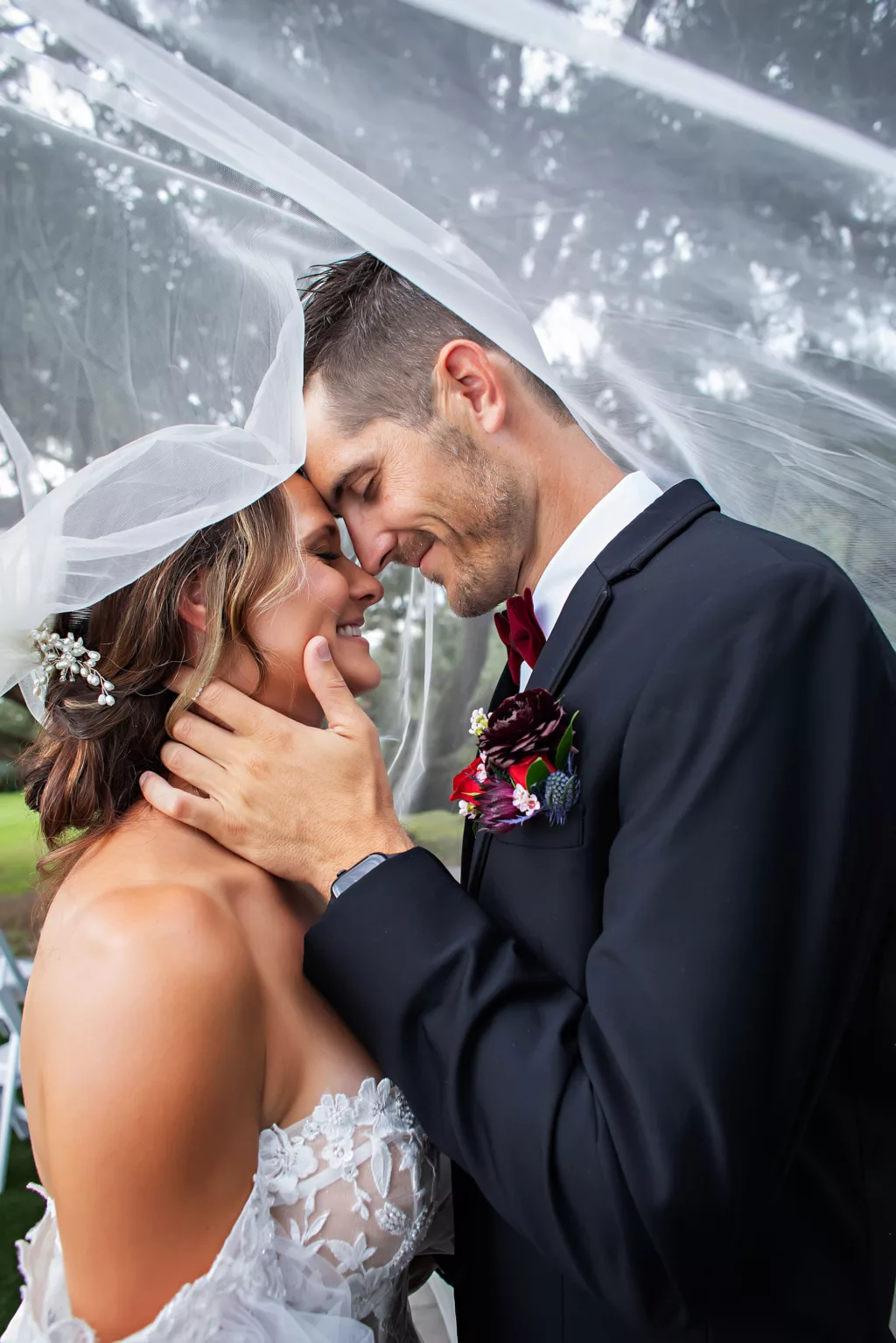 Bride and Groom Intimate Wedding Portrait | Brooksville Photographer Limelight Photography | Videographer Priceless Studios