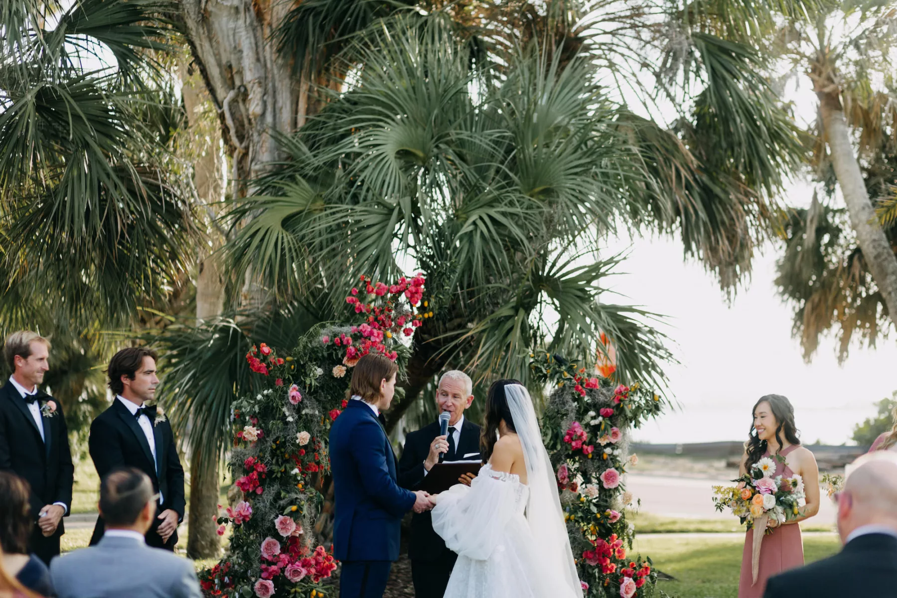 Old Florida Outdoor Fall Wedding Ceremony Inspiration | Tampa Bay Photographer Amber McWhorter Photography | Planner Coastal Coordinating