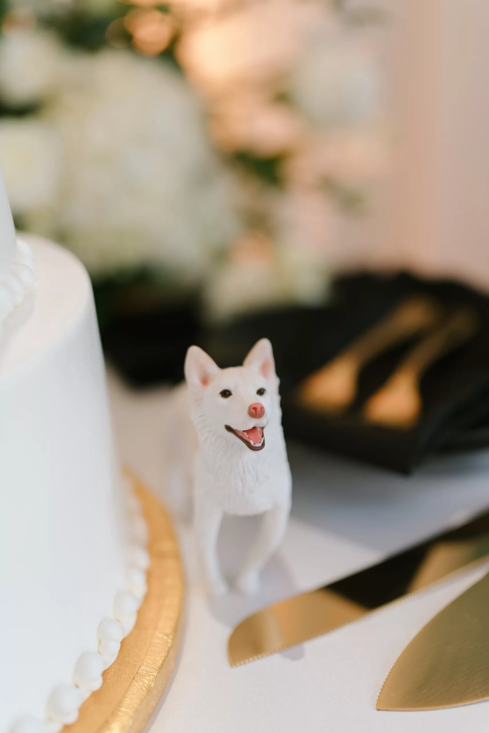 Dog Wedding Cake Decor Ideas
