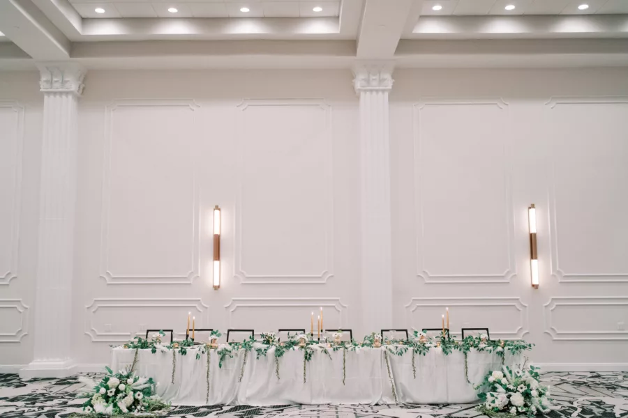 Black and Gold Modern Great Gatsby Floridan Ballroom Wedding Reception Head Table Decor Inspiration | Tampa Bay Event Venue Hotel Flor