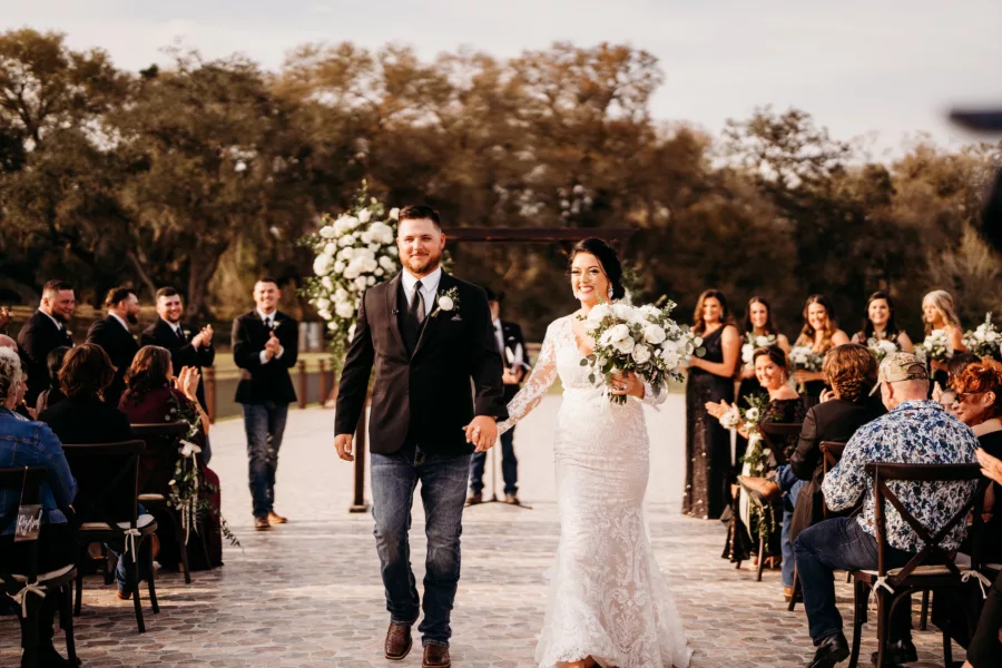 Bride and Groom Just Married Wedding Portrait | Tampa Bay Event Venue Simpson Lakes